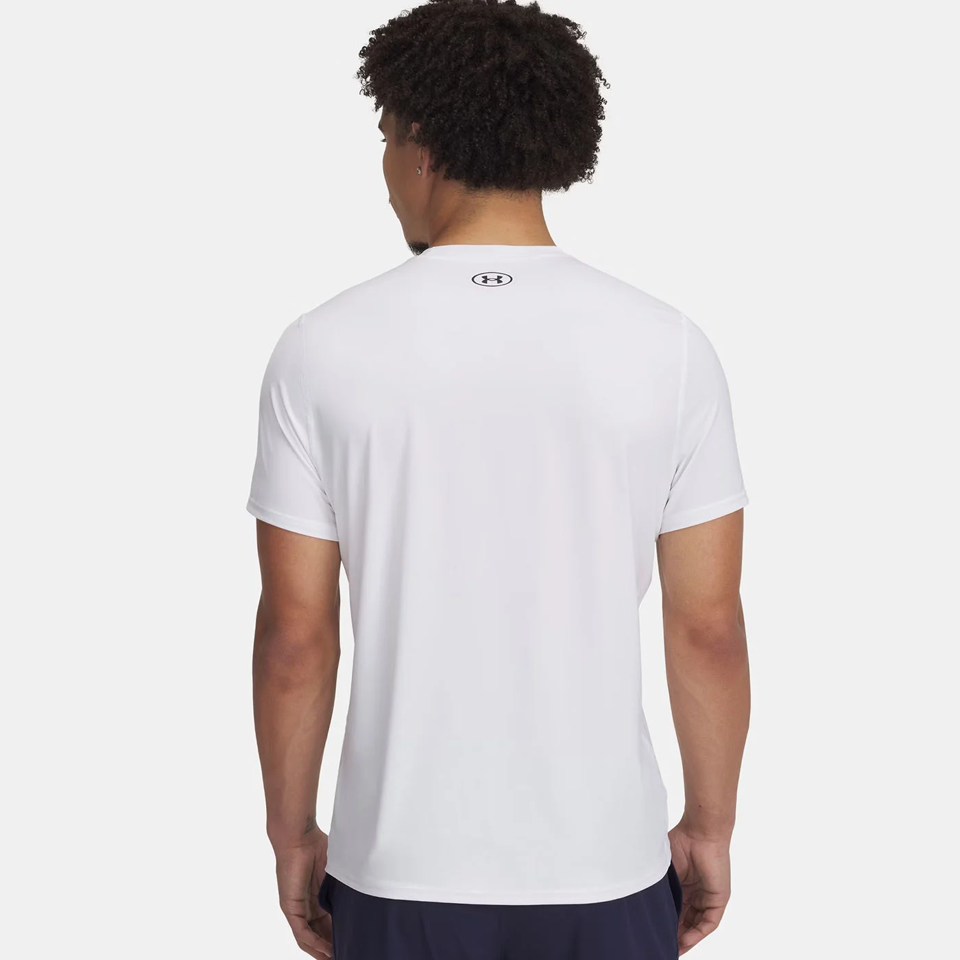 T-shirt ajusté à manches courtes UA HeatGear® Blanc pour homme – Image 2